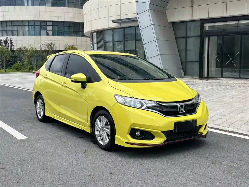 Fit 1.5 L EXLI CVT Leading