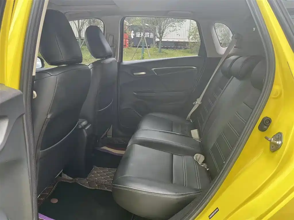 Fit 1.5 L EXLI CVT Leading