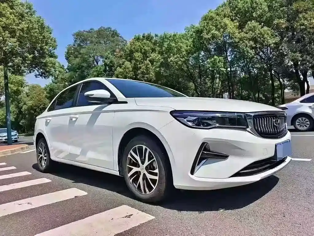 Emgrand 4 th Gen 1.5 L CVT Distinguished