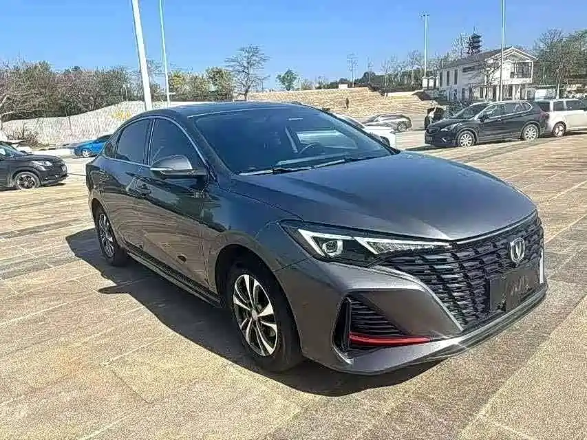 Eado Smooth Enjoyment PLUS Blue Whale NE 1.4 T GDI DCT Distinguished