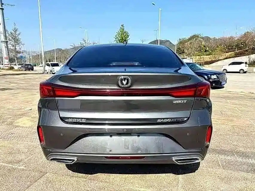 Eado Smooth Enjoyment PLUS Blue Whale NE 1.4 T GDI DCT Distinguished