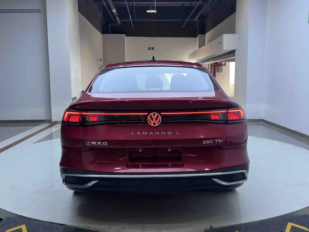 Lamando Lamando L 280 TSI DSG Super Hot Flagship