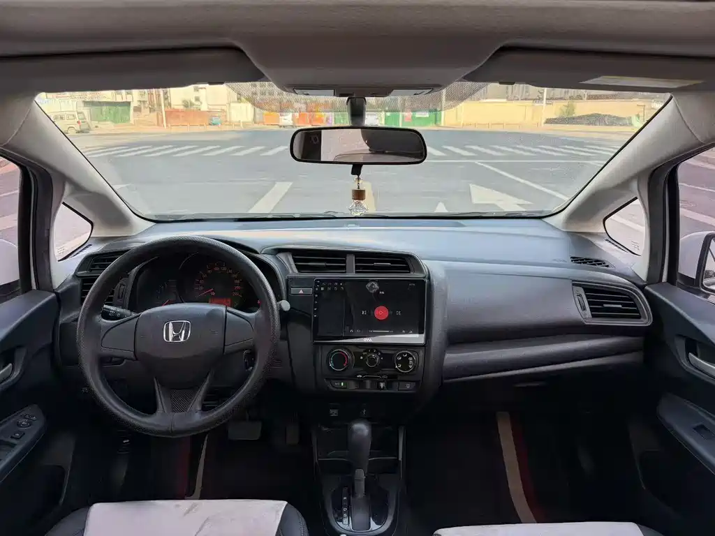 Fit 1.5 L CVT Comfort Sunroof