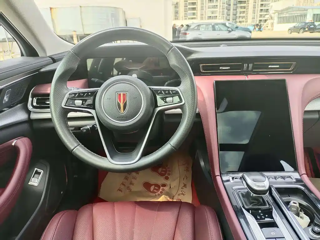 Hongqi H5 2.0 T Auto Connected Flagship