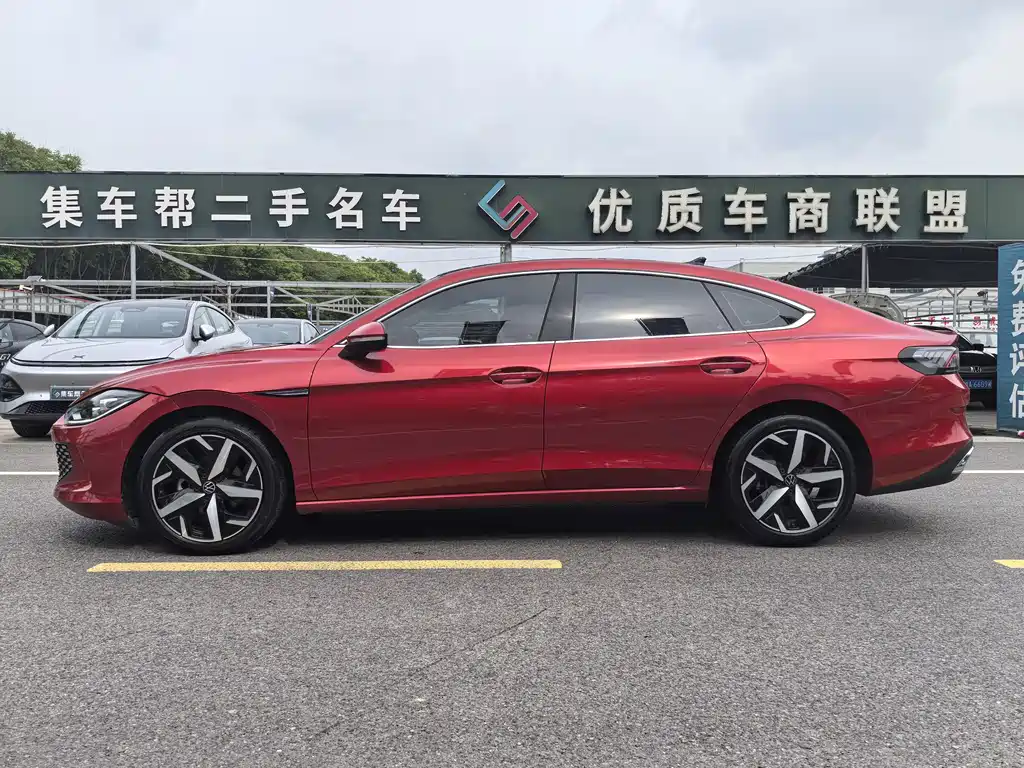 Lamando Lamando L 280 TSI DSG Spicy Cool