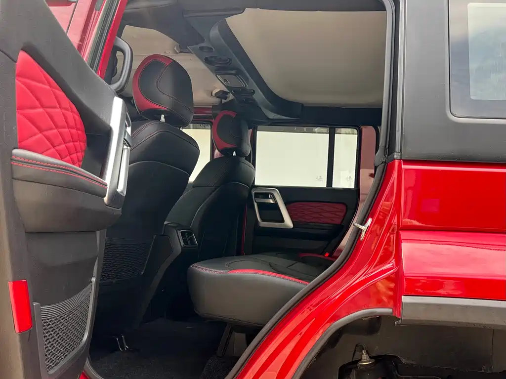 BAIC BJ40 PLUS 2.3 T Auto 4 WD Flagship CN-V