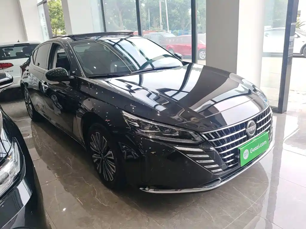 Teana 2.0 L XL-TLS Joy