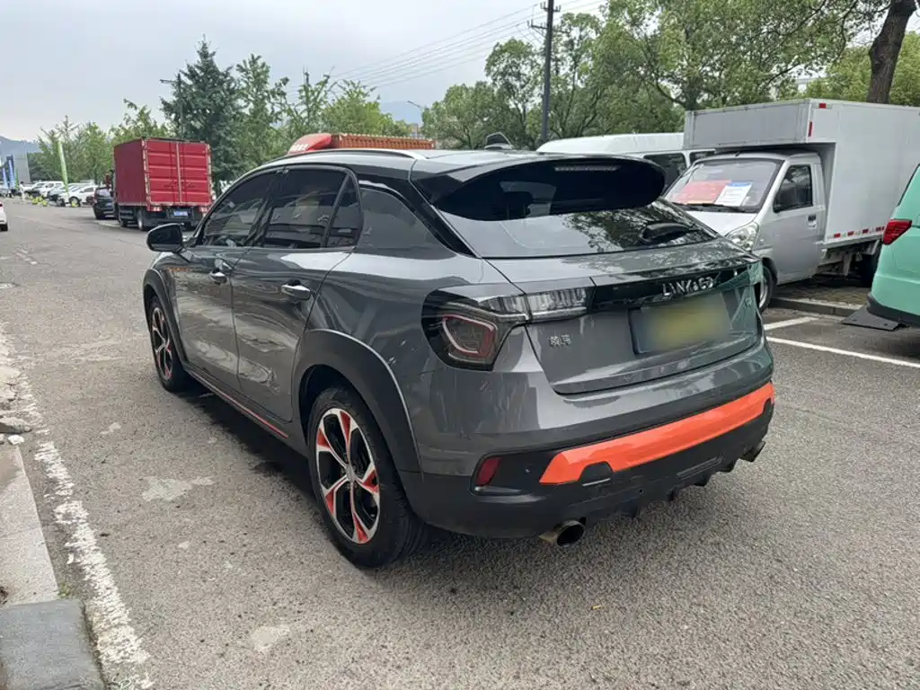 Lynk & Co 02 1.5 T DCT 2 WD Shine CN-V