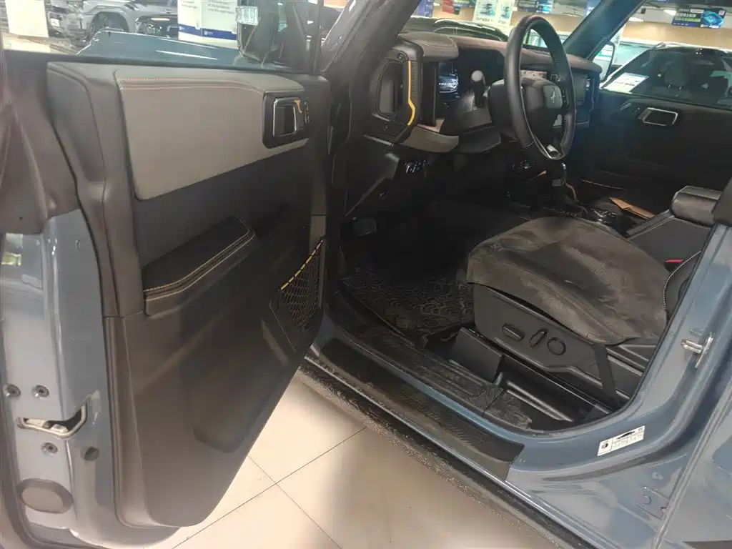 Ford Bronco 2.3 T Badlands
