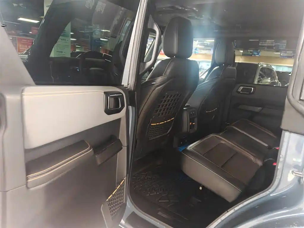 Ford Bronco 2.3 T Badlands