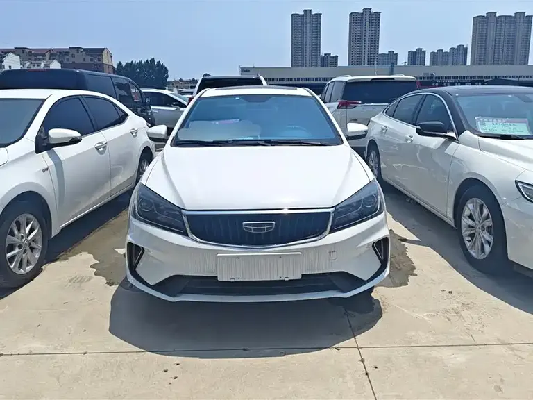 Geely Emgrand UP 1.5 L CVT Comfort