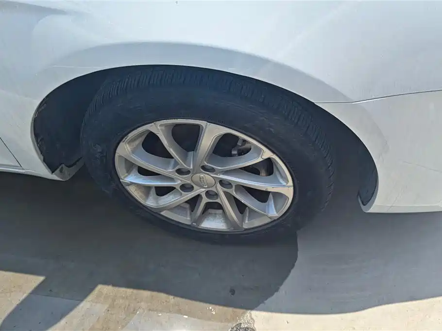 Emgrand UP 1.5 L CVT Comfort