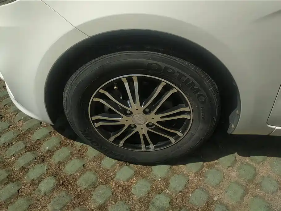 Kia K2 Sedan 1.4 L AT GLS