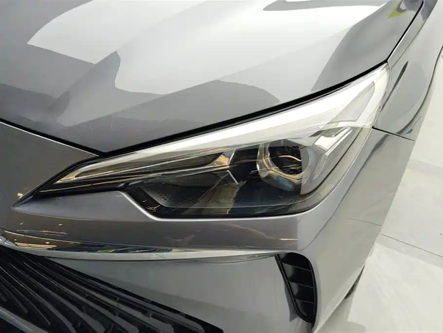 Roewe i5 1.5 L CVT Luxury