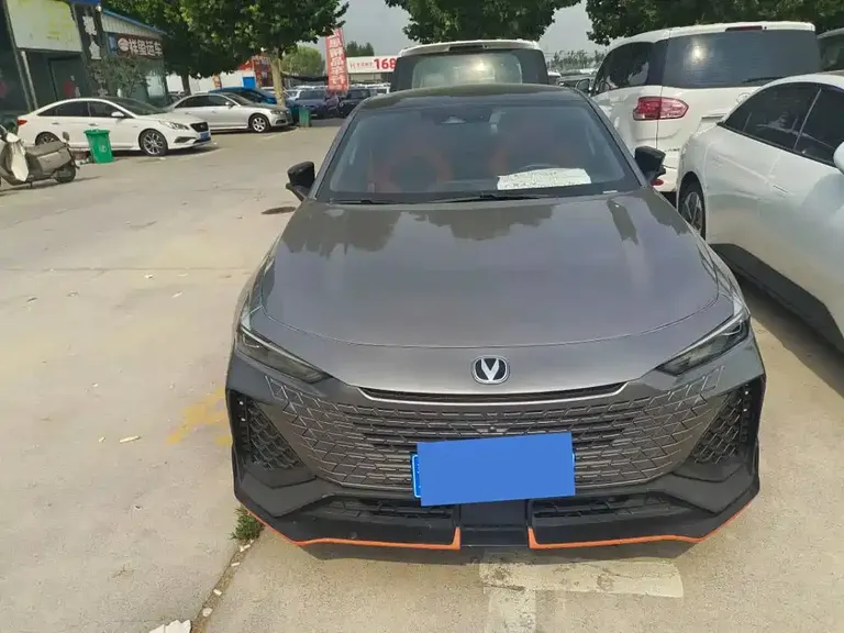 Changan UNI-V 2.0 T Classic Sport