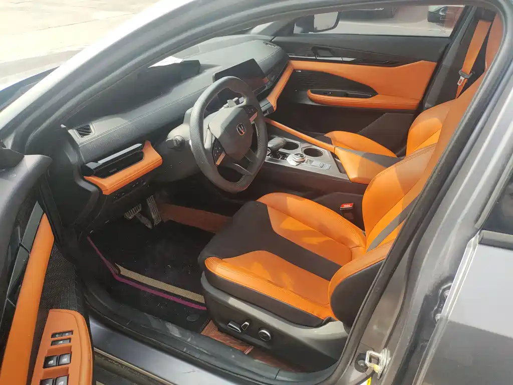 Changan UNI-V 2.0 T Classic Sport