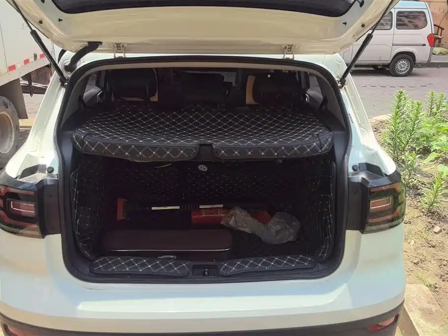Tacqua 1.5 L Auto Style Connected