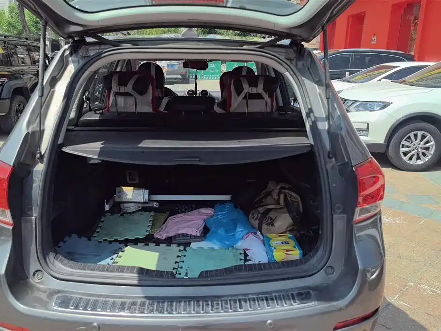 Haval H6 哈弗H6 2013款 升级版 1.5 T 手动四驱精英型