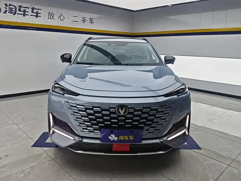 Changan UNI-K iDD 长安UNI-K 智电iDD 2023款 智电iDD 1.5 T 135 km智领型