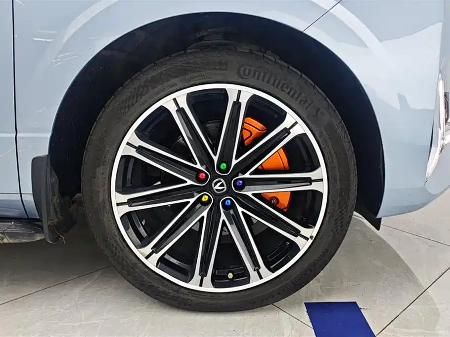 Changan UNI-K iDD 长安UNI-K 智电iDD 2023款 智电iDD 1.5 T 135 km智领型