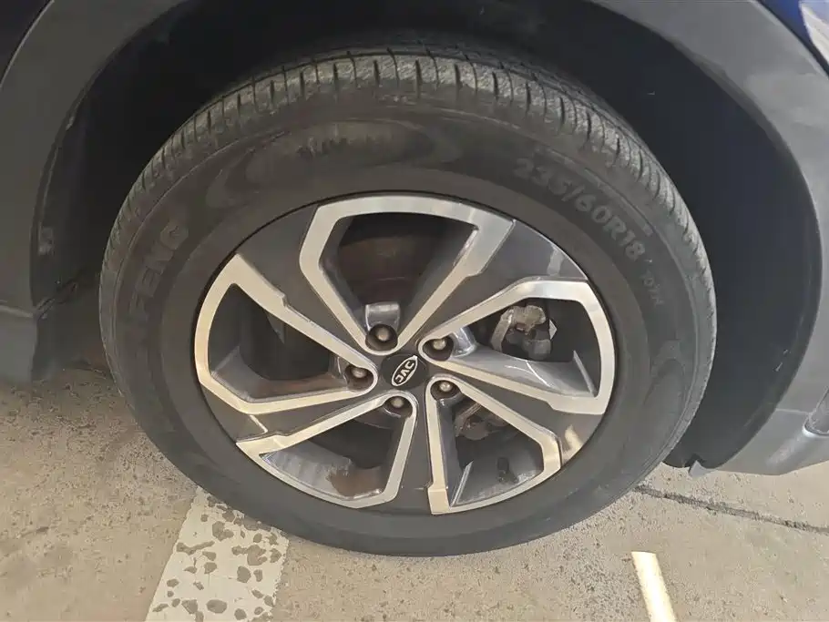 Refine S7 Sport 1.5 T Auto Luxury 7-seat
