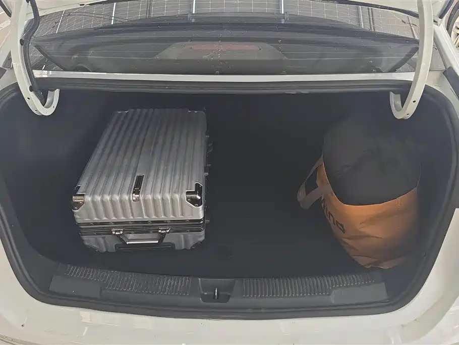 Roewe i5 1.5 L Manual Comfort Enjoyment