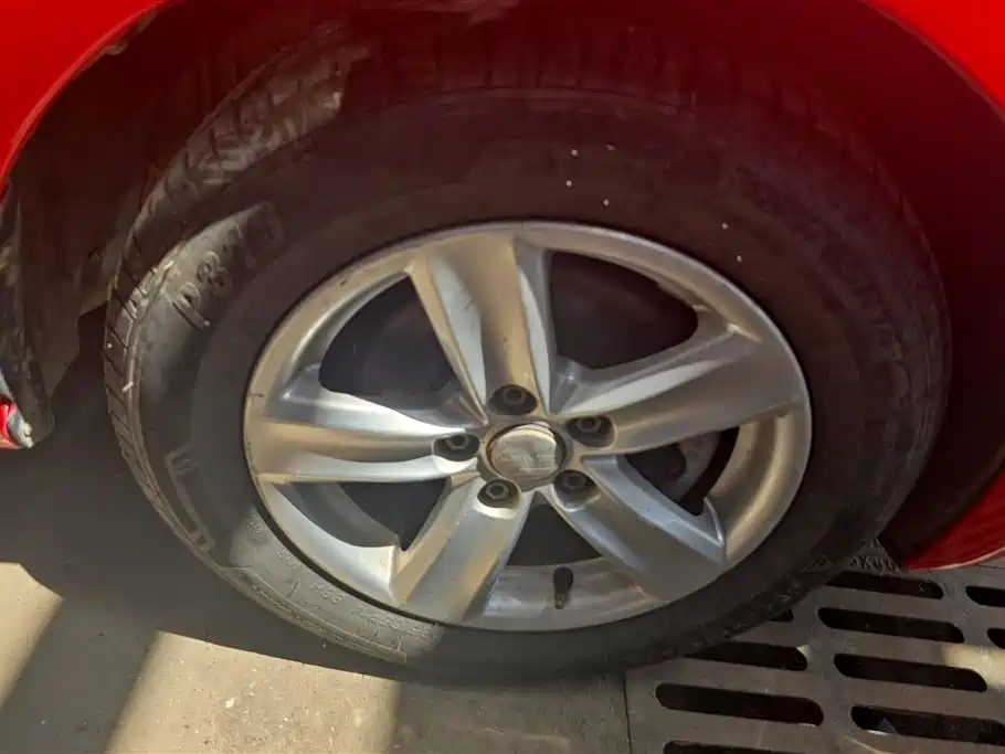 Polo 1.4 L Manual