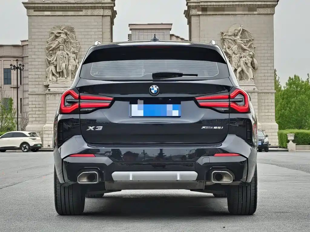 BMW X3 xDrive25 i M Sport Package