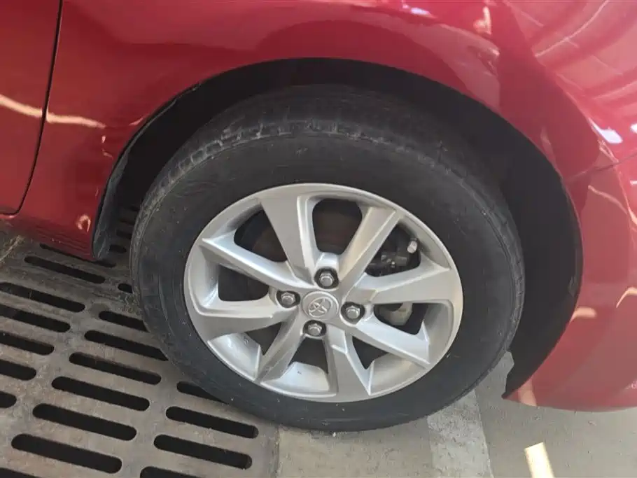 YARiS L Zhixuan 1.5 G Auto Dynamic Shine Sunroof Special Edition