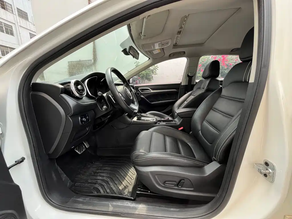 MG6 20 T Auto Sport