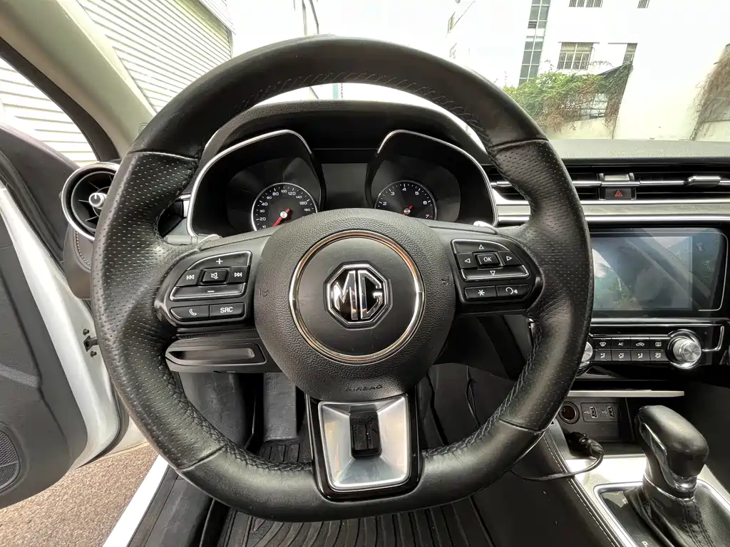 MG6 20 T Auto Sport