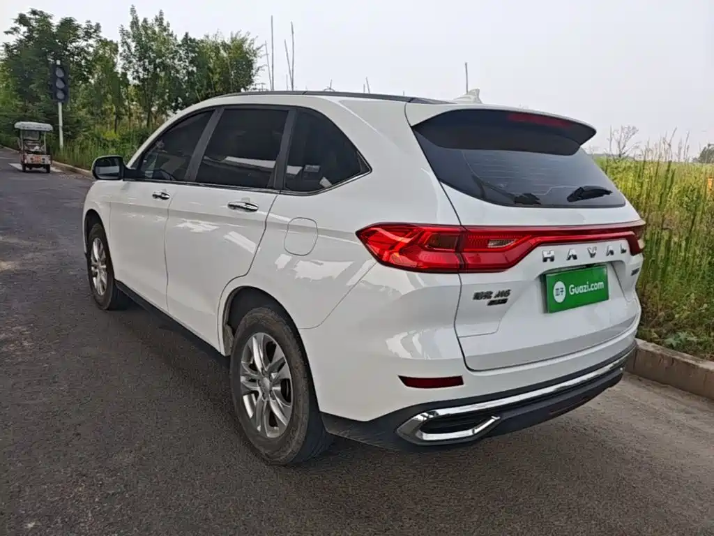 Haval M6 PLUS 1.5 T DCT Elite Connected