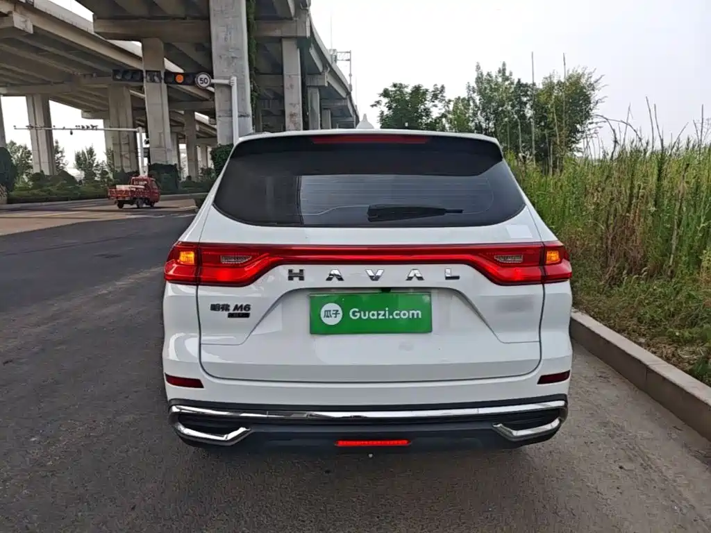 Haval M6 PLUS 1.5 T DCT Elite Connected