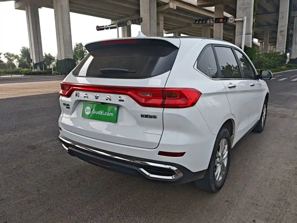 Haval M6 PLUS 1.5 T DCT Elite Connected