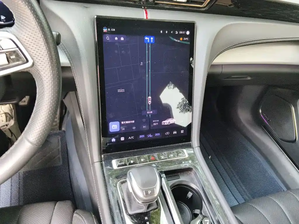 Hongqi H5 2.0 T Auto Connected Flagship