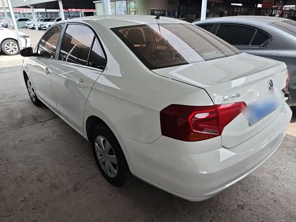 Jetta 1.5 L Manual Fashion