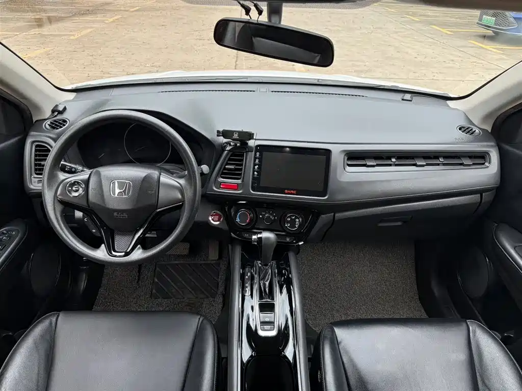 Vezel 1.8 L CVT 2 WD Pioneer