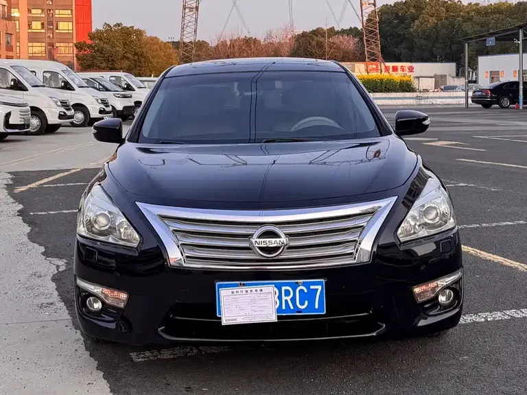 Nissan Teana 2.5 L XL Upper Tech