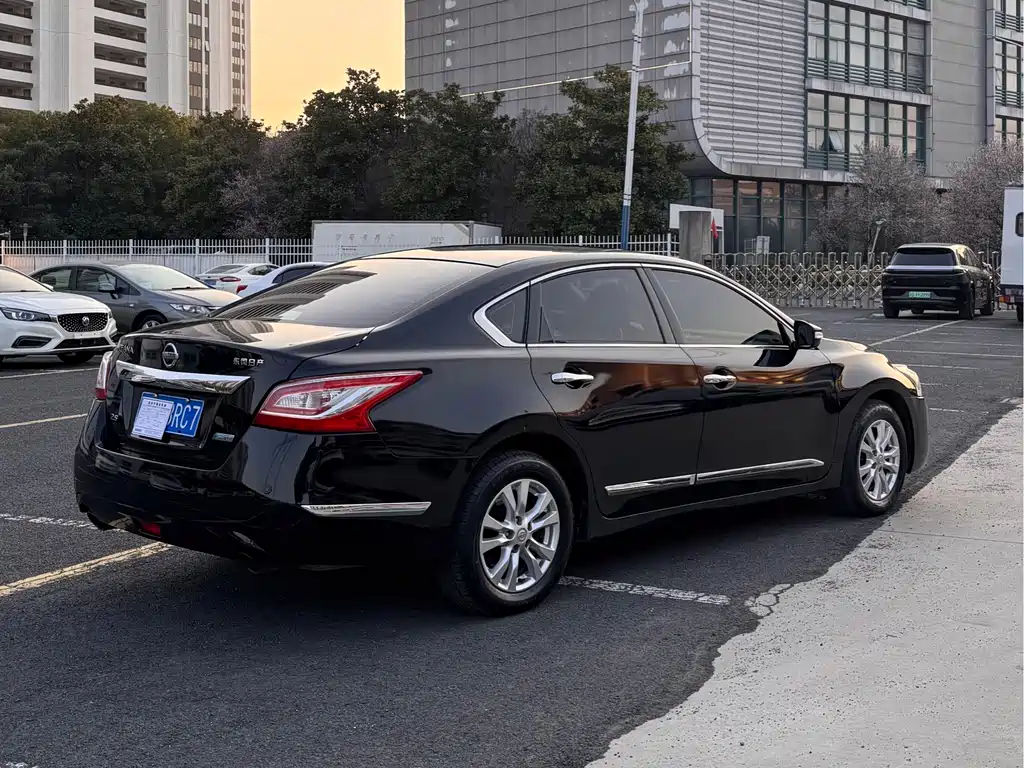 Teana 2.5 L XL Upper Tech