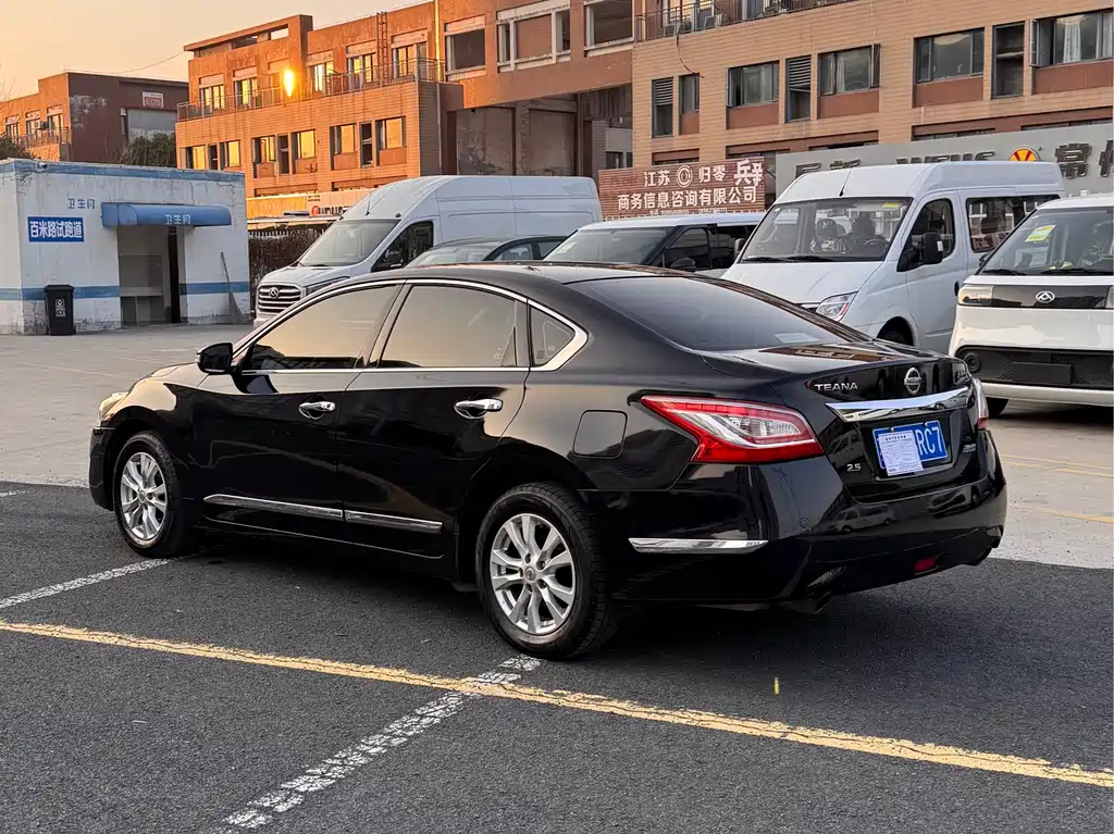 Teana 2.5 L XL Upper Tech