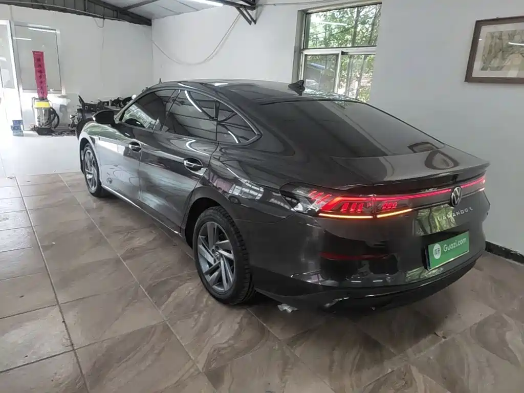 Lamando Lamando L 200 TSI DSG
