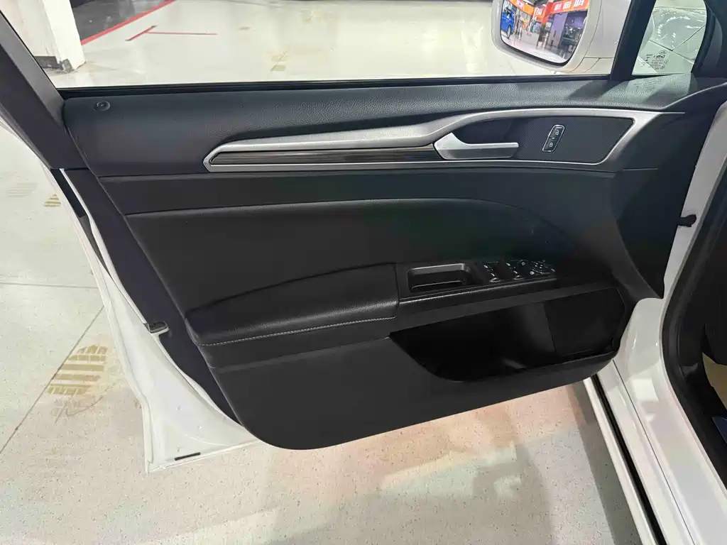 Mondeo EcoBoost 200 Luxury