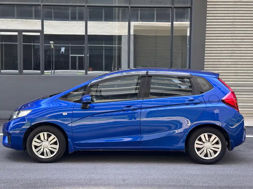 Fit 1.5 L LX Manual Comfort