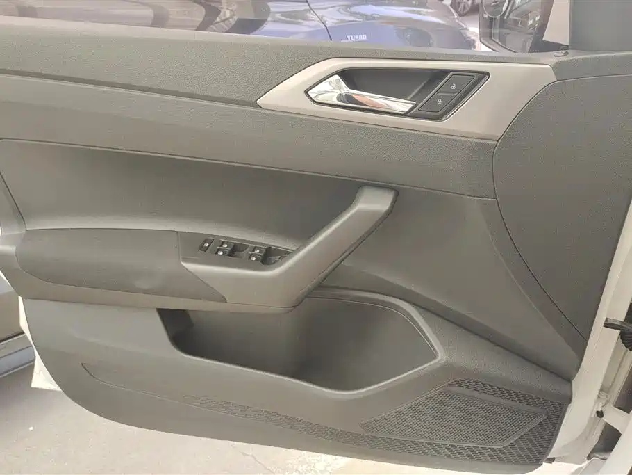 Polo Plus 1.5 L Auto Panoramic Pleasure