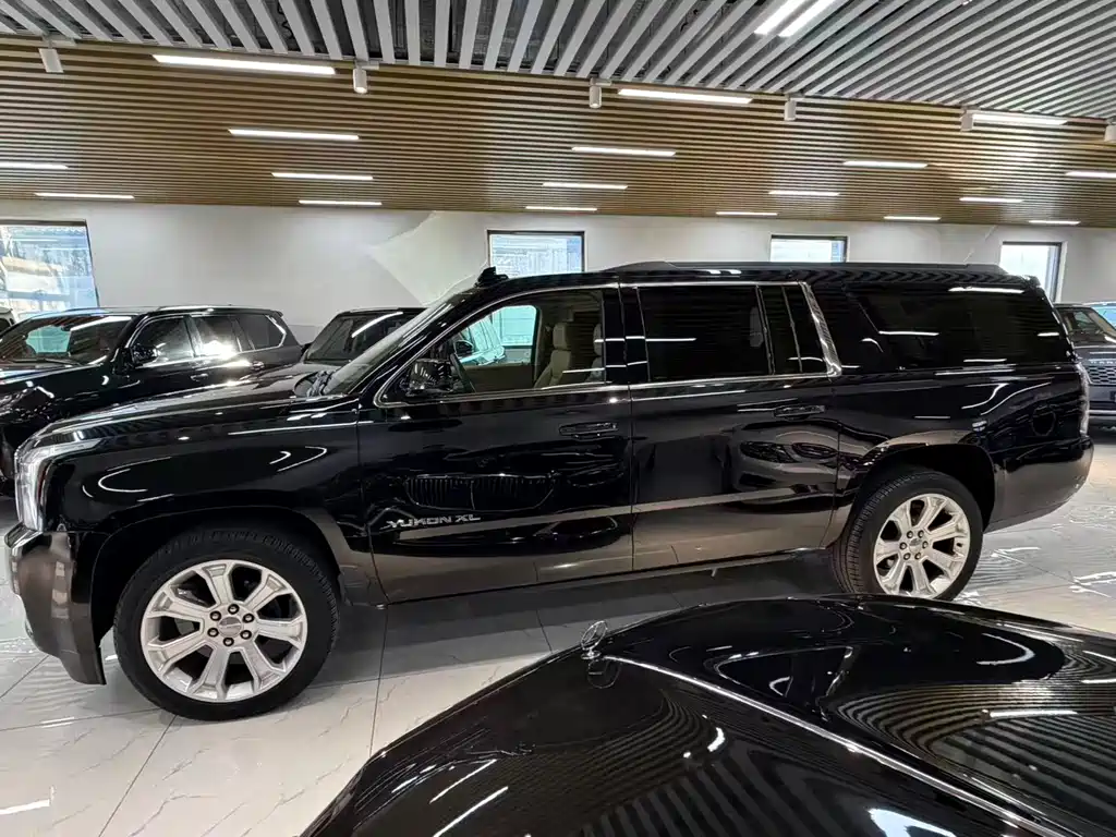Yukon 5.3 L XL Luxury Premium Extended 4 WD