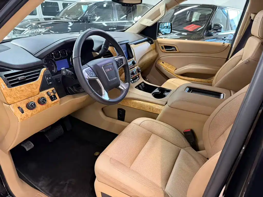 Yukon 5.3 L XL Luxury Premium Extended 4 WD