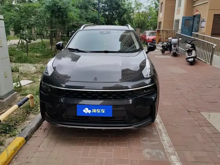 Lynk & Co 01 2.0 TD 2 WD Pro