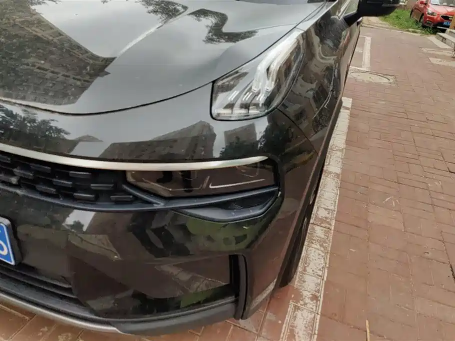 Lynk & Co 01 2.0 TD 2 WD Pro