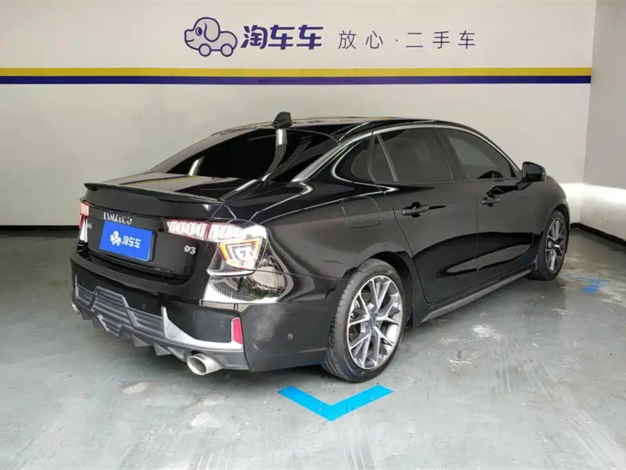 Lynk & Co 03 2.0 TD DCT Power Pro