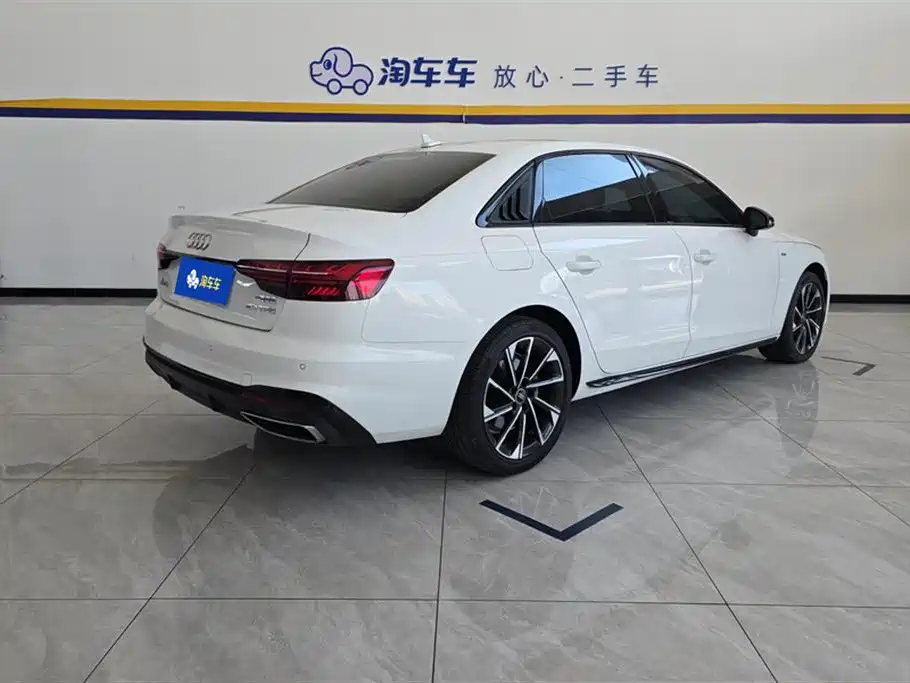 Audi A4 L 40 TFSI Fashion Dynamic